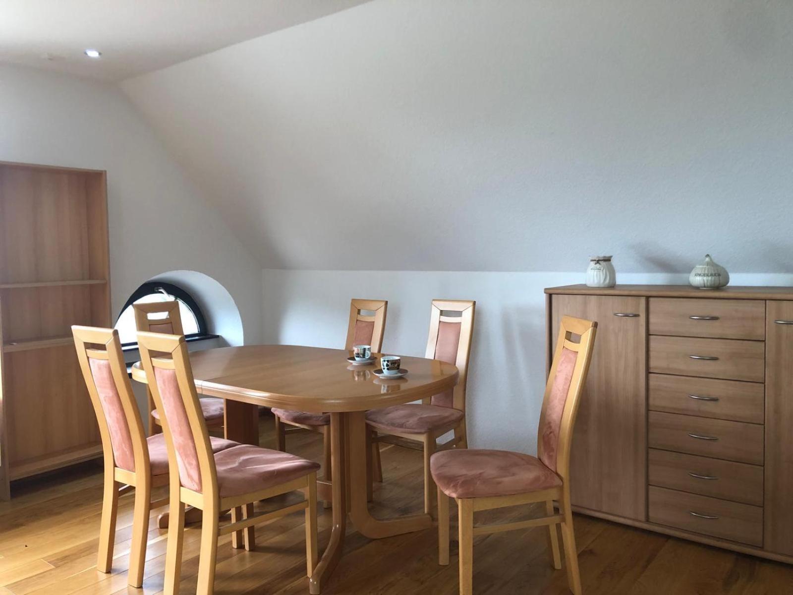 Neu Renovierte Wohnung In Alter Schule Hattgenstein Eksteriør bilde